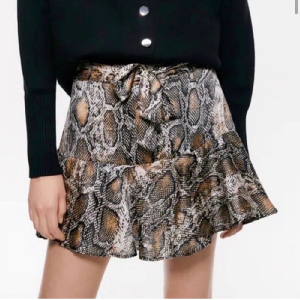 Women’s Zara Snake Print Skort Skirt with Belt